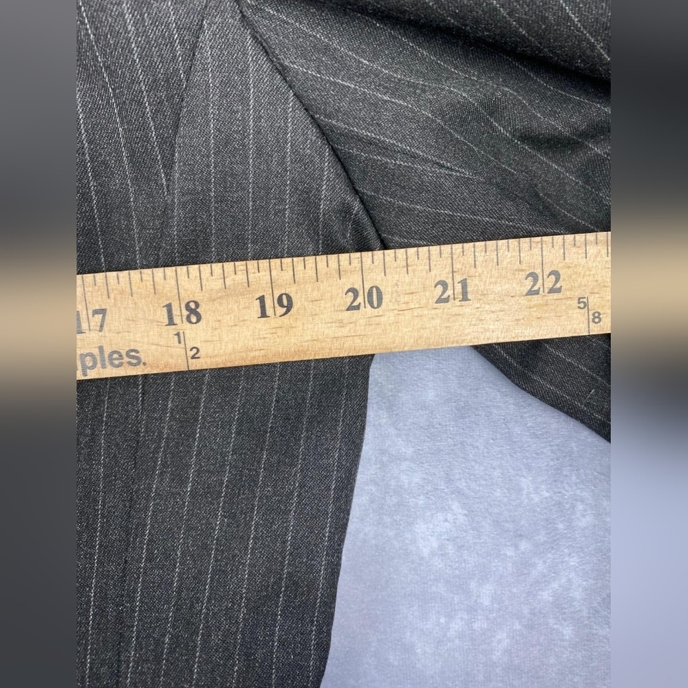 Zara Basic Gray Pinstripe Blazer Jacket Women's S… - image 6